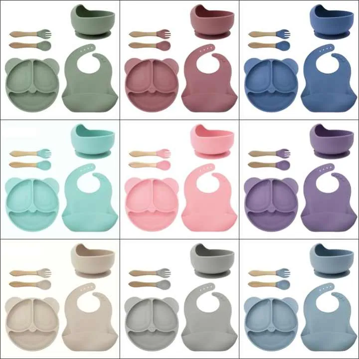 أطباق عشاء مخصصة على شكل دب، مرايل . Custom bear dinner plates, aprons