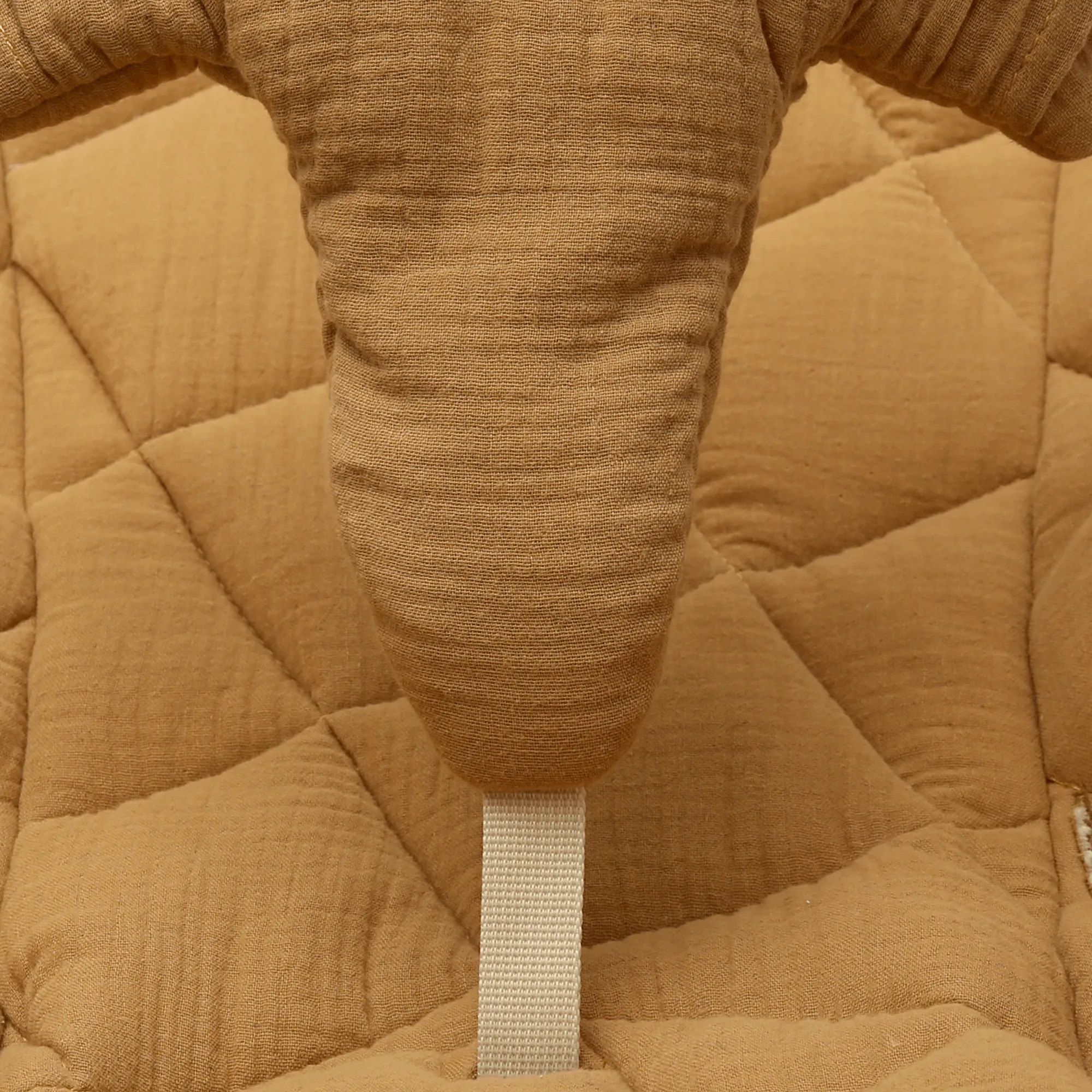 Charlie Crane LEVO Baby Rocker - Beech with Camel Cushion