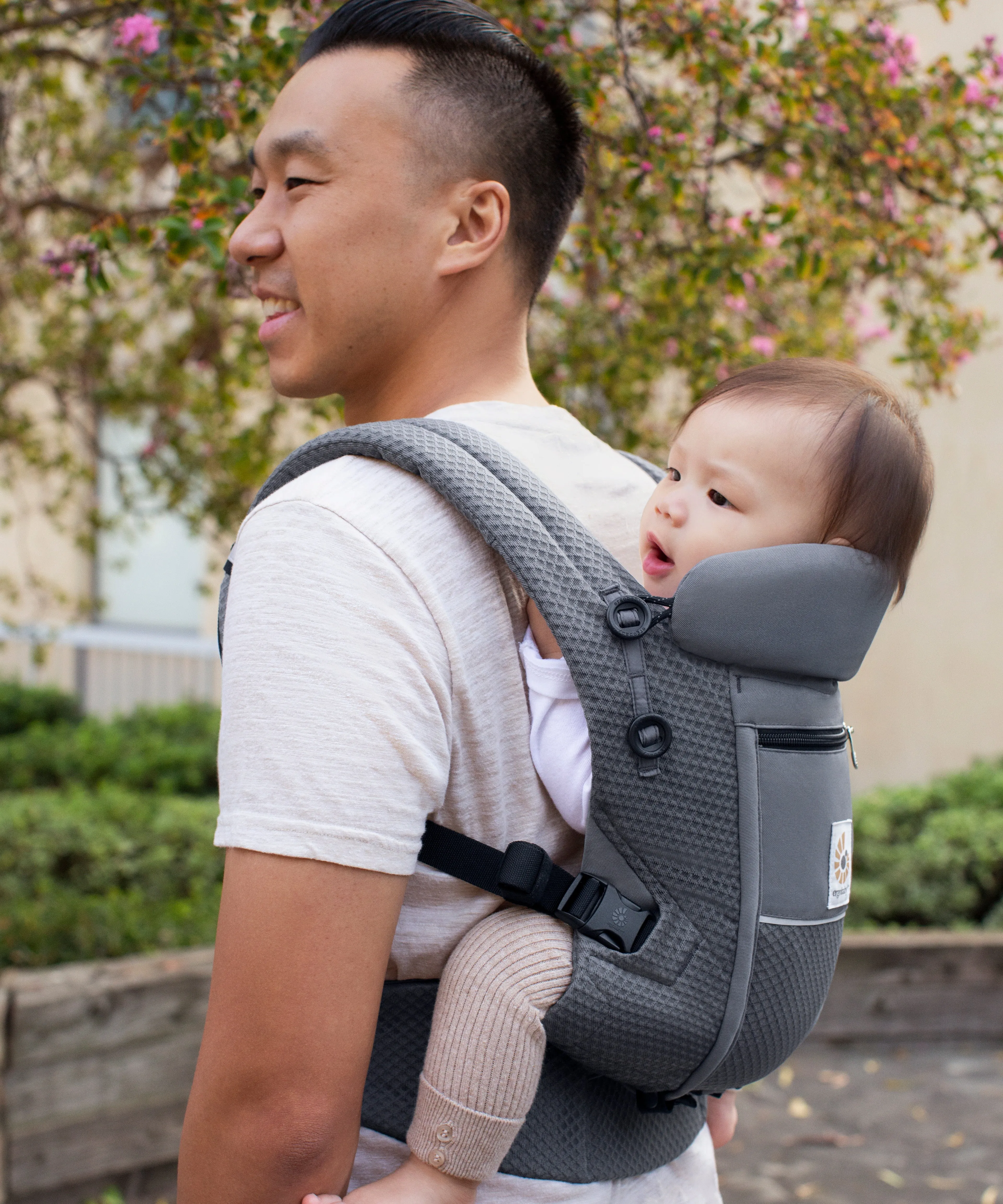 Ergobaby Adapt  SoftFlex™ Mesh Baby Carrier