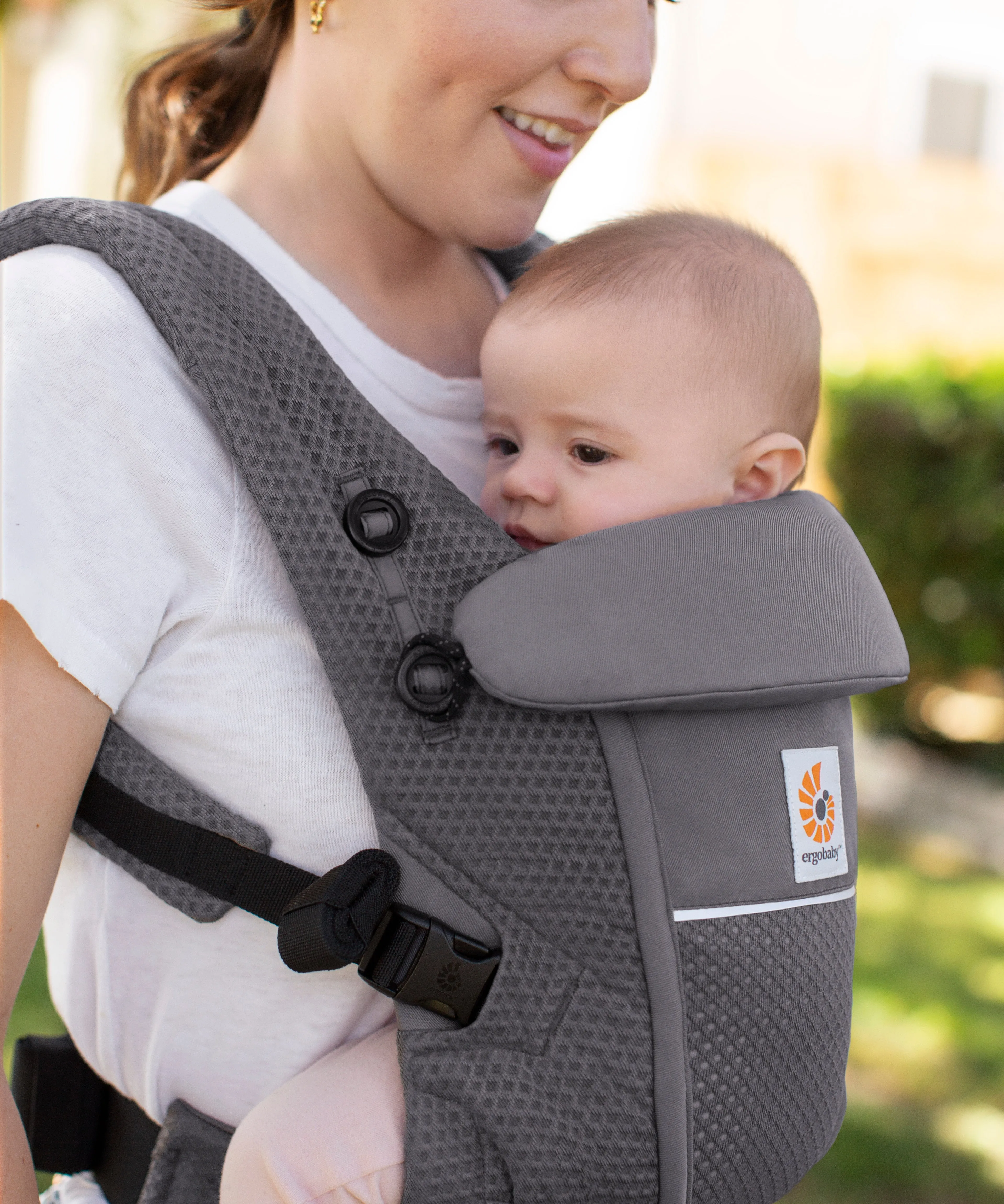 Ergobaby Adapt  SoftFlex™ Mesh Baby Carrier