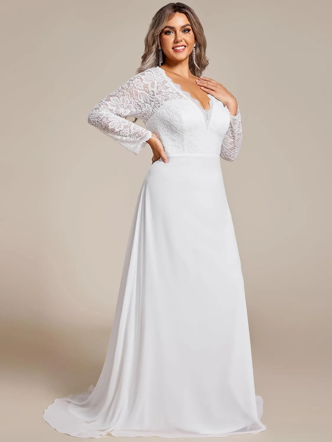 Ever-Pretty Plus Women's V Neck Long Sleeves A Line Lace Chiffon Floor Length Plus Size Wedding Dresses 01925-DA