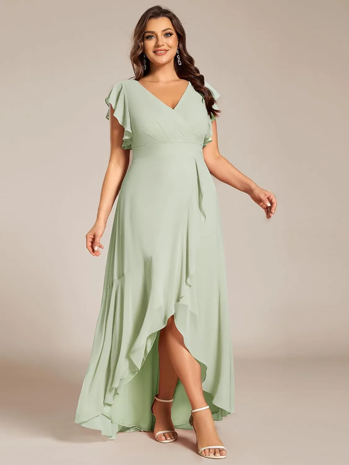 Ever-Pretty Plus Women's V Neck Short Sleeves Bridesmaid Dress Pleated Chiffon Plus Size High Low Semi Formal Dress 02221-DA