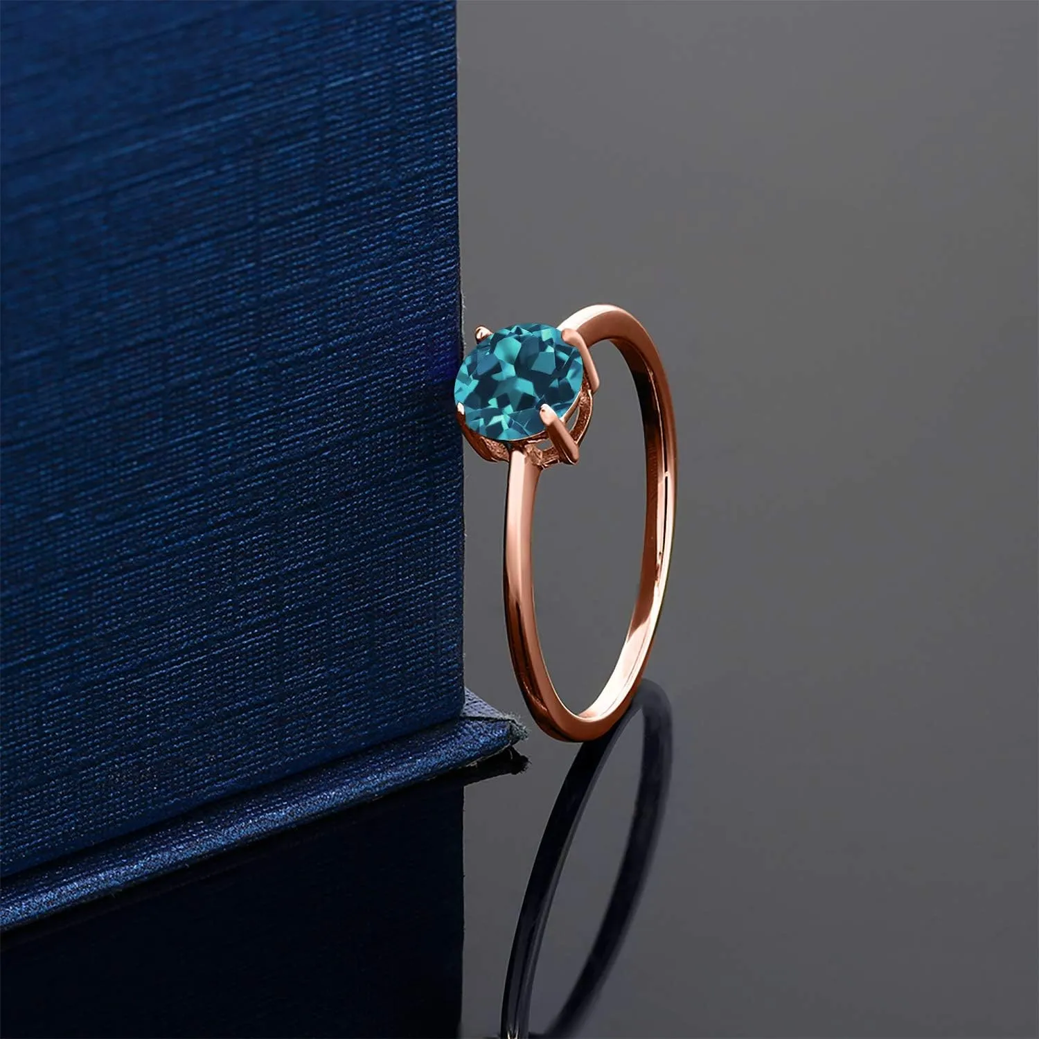 Gem Stone King 10K Rose Gold London Blue Topaz Solitaire Engagement Ring | 1.10 Cttw | Round 6MM | Wedding Anniversary Promise Gold Ring For Women | Available in Size 5,6,7,8,9
