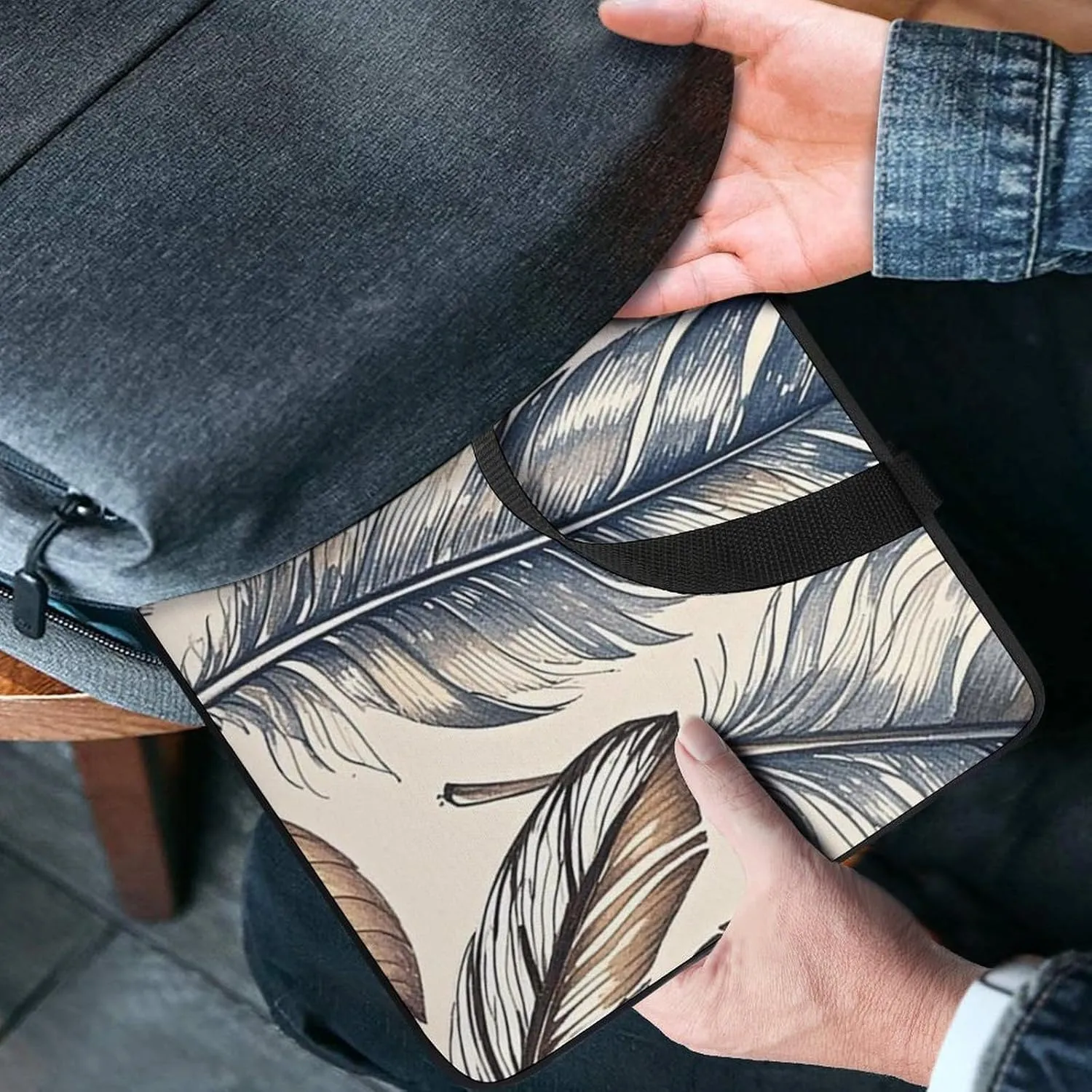 Laptop Sleeve with Handle Hand Drawn Feathers Laptop Sleeve Bag Ultra-Thin Computer Bag Cover for 12-17 Inch