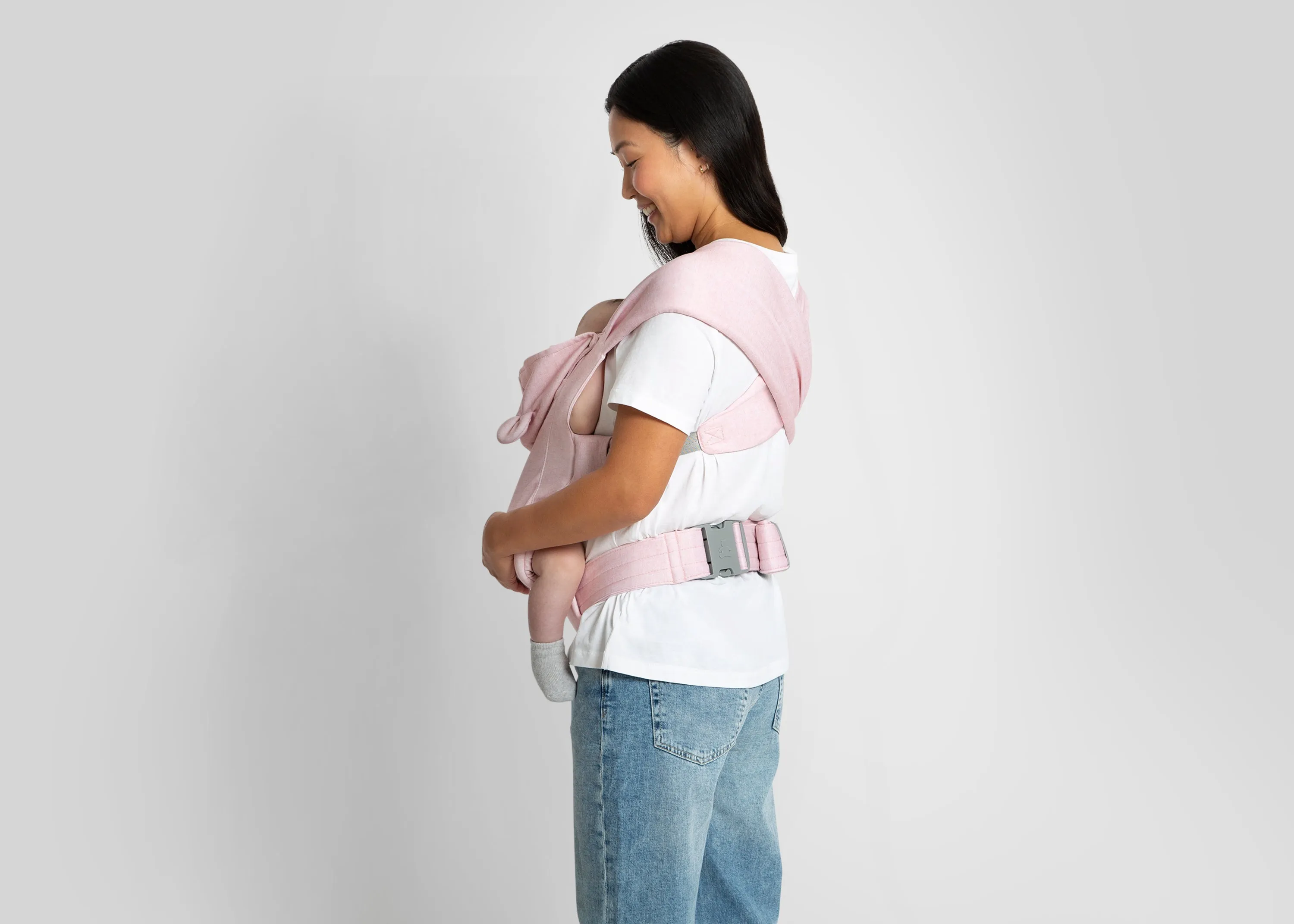 Vintage-Style Comfort Baby Carrier – Ergonomic and Adjustable for All Ages