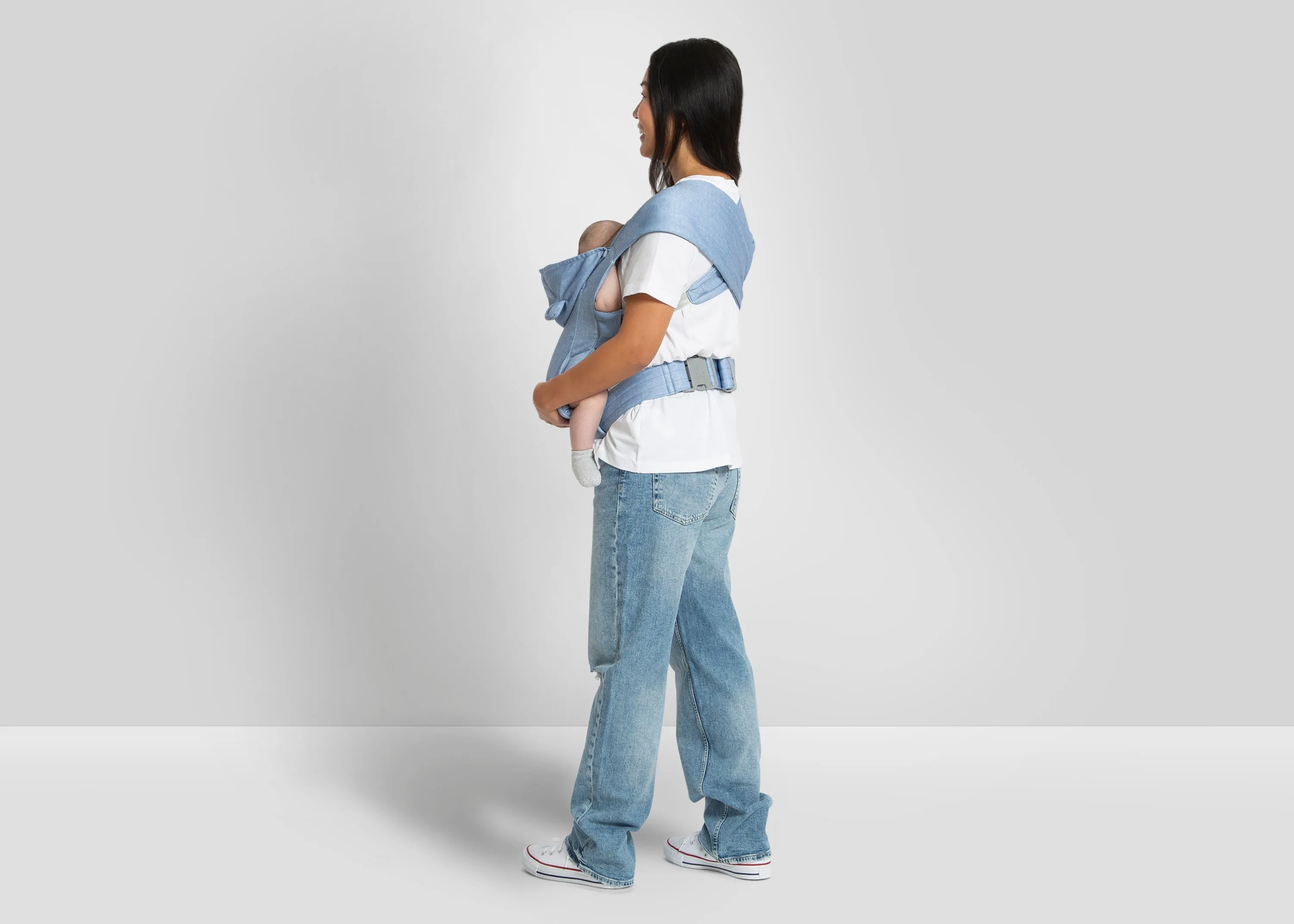 Vintage-Style Comfort Baby Carrier – Ergonomic and Adjustable for All Ages