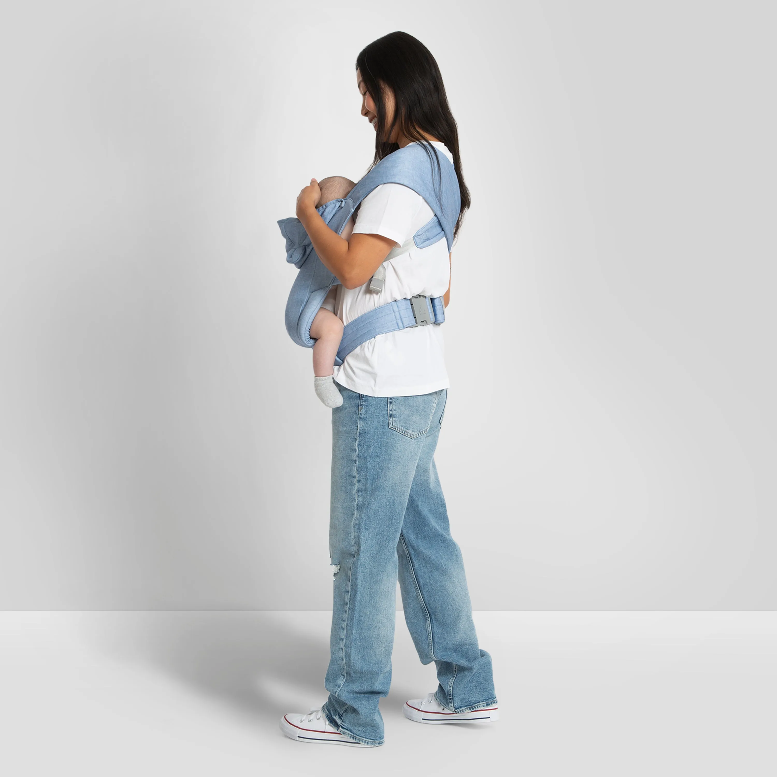 Vintage-Style Comfort Baby Carrier – Ergonomic and Adjustable for All Ages