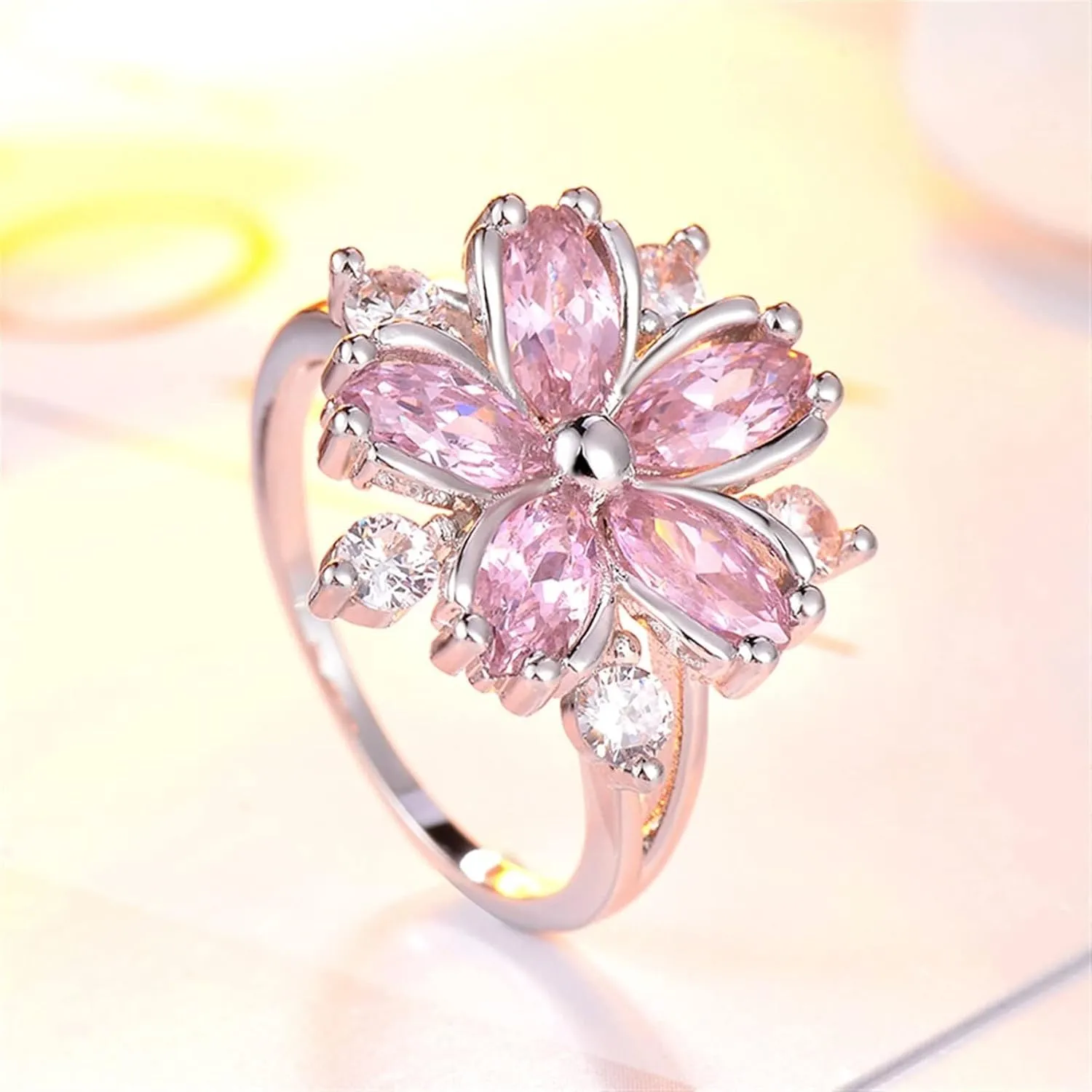 LSCZSLYH Sakura Engagement Rings for Bride Jewelry Romantic Cherry Blossom Zircon Lady Rings (Color : Pink, Size : 6)
