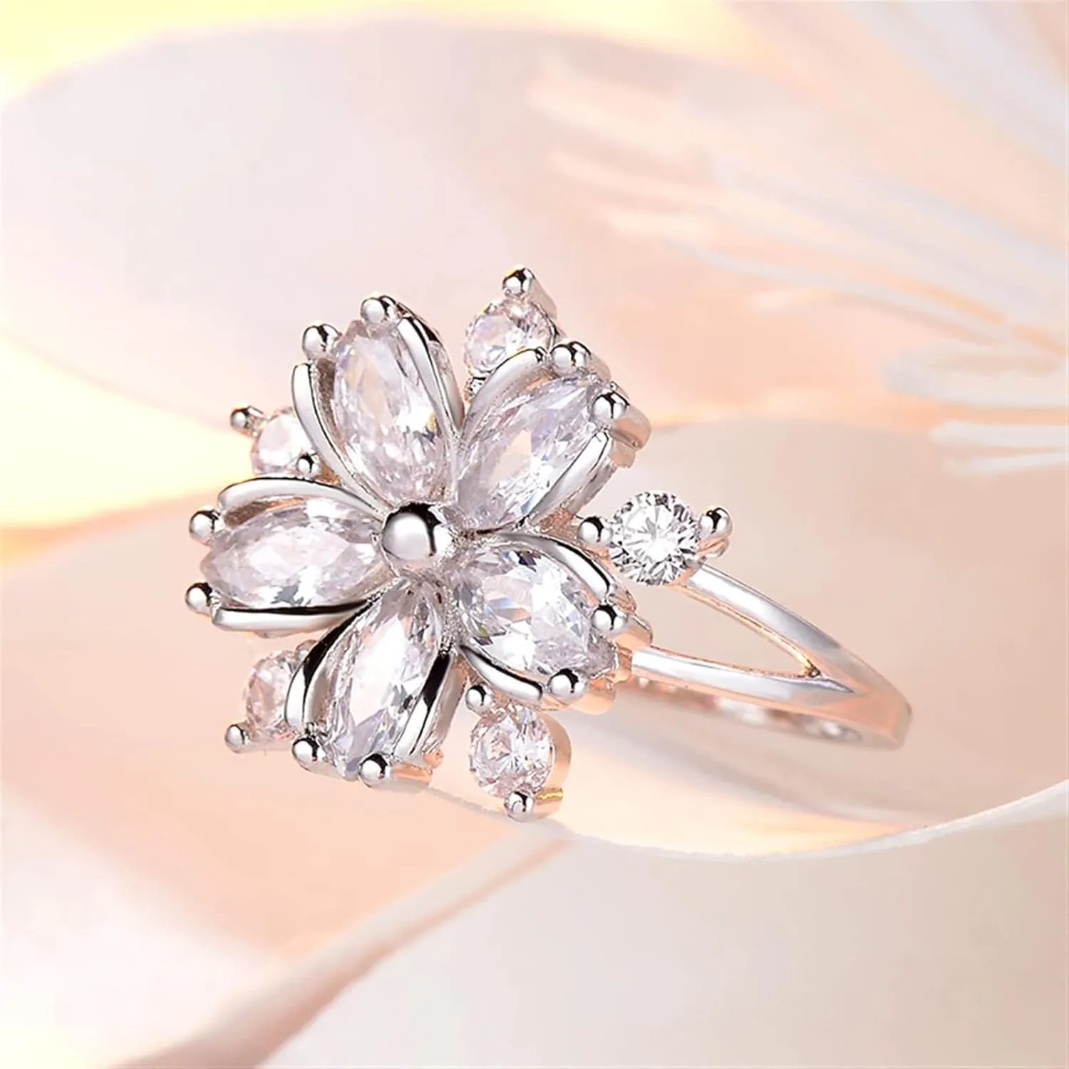 LSCZSLYH Sakura Engagement Rings for Bride Jewelry Romantic Cherry Blossom Zircon Lady Rings (Color : Pink, Size : 6)