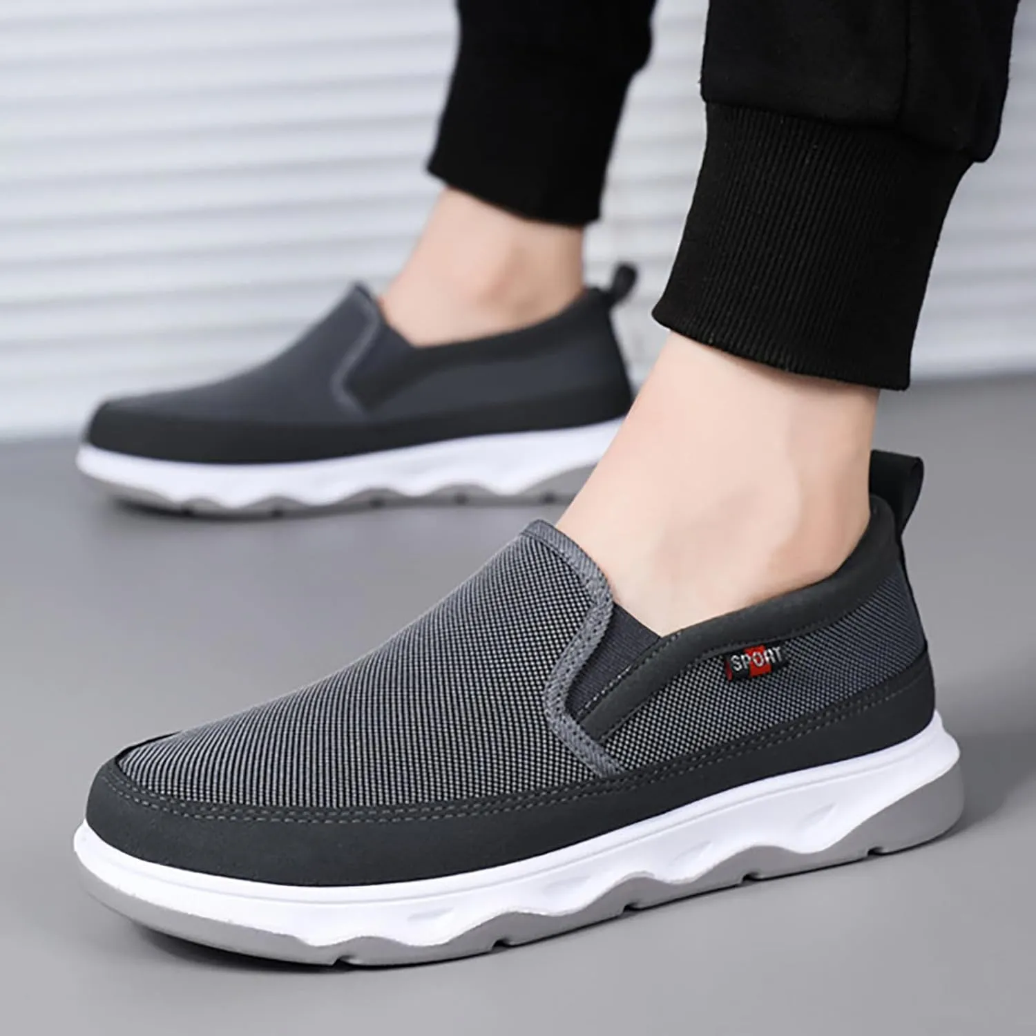 Men's Canvas Shoes Sports Casual Korean Version of The Trend of Fashion Breathable Slip On Casual Slip on Mens Shoes