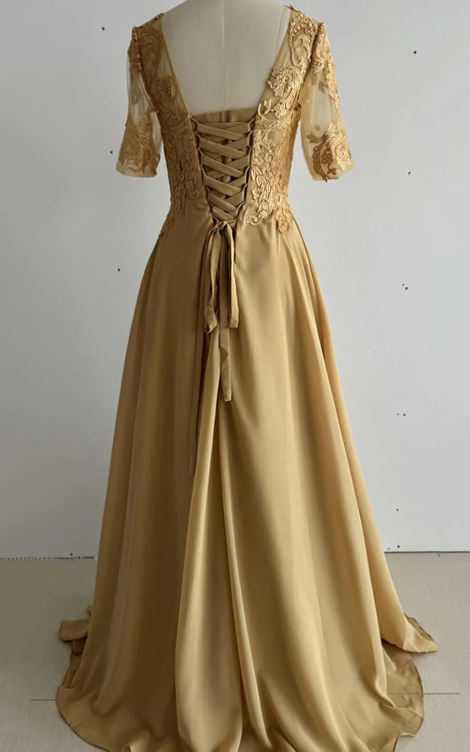 Mother of The Bride Dresses for Women - Lace Long A-Line Mother of The Groom Dresses for Wedding Half Sleeve