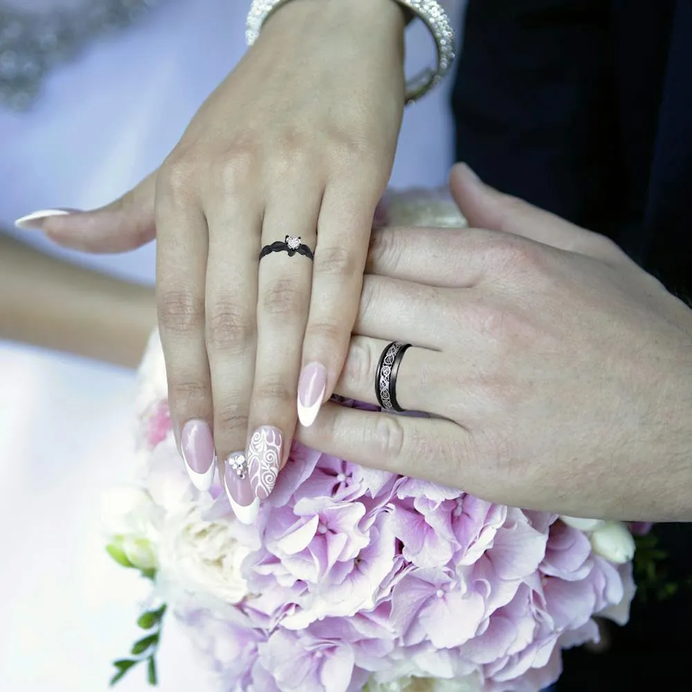 Ouryet Personalized Couple Matching Rings Set Stainless Steel Engraved Names Promise Rings for him and her black Matching Wedding Bands for Couples His and Her Engagement Rings,Size 5-13