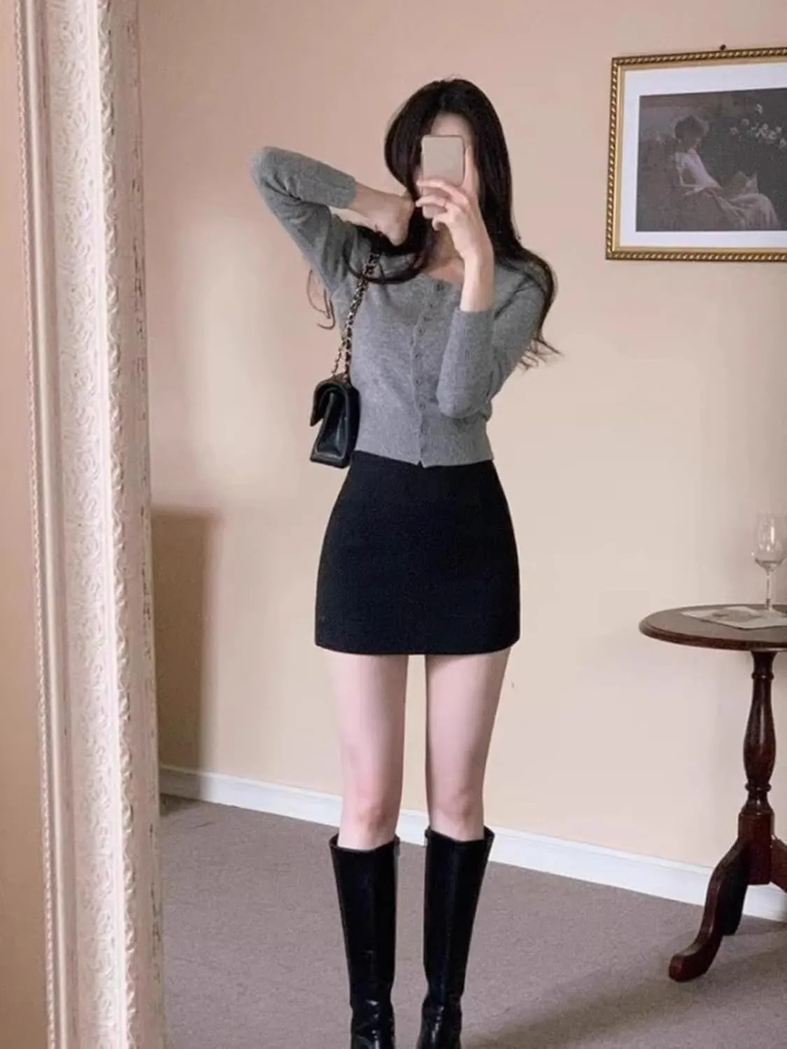 Professional High-Waisted, Country-Style Short Skirt for Women, Spring and Fall.
