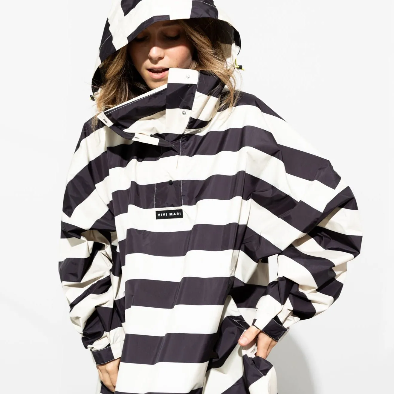 Raincoat bold stripes - black/sand
