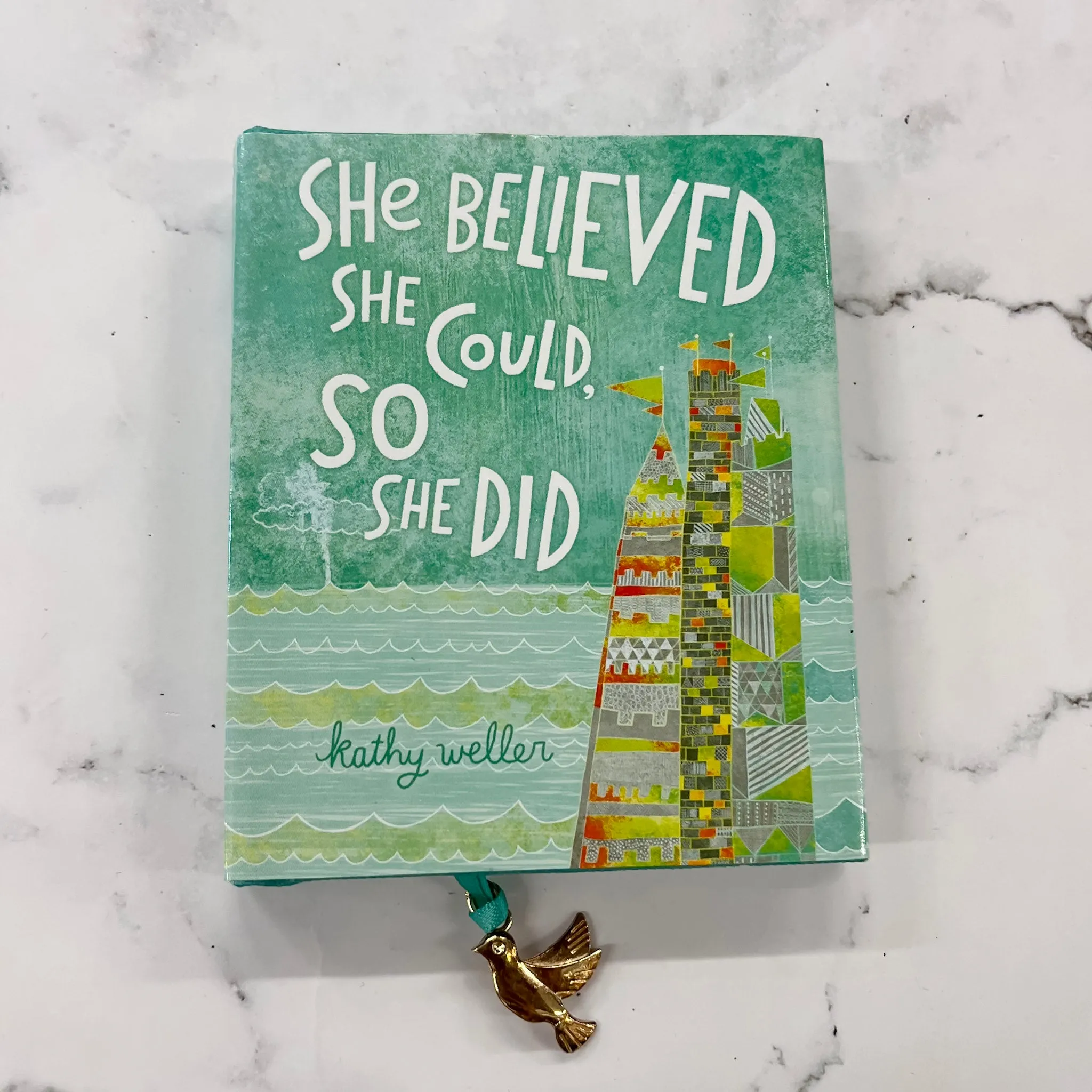 She Believed She Could, So She Did Everyday Mini Book