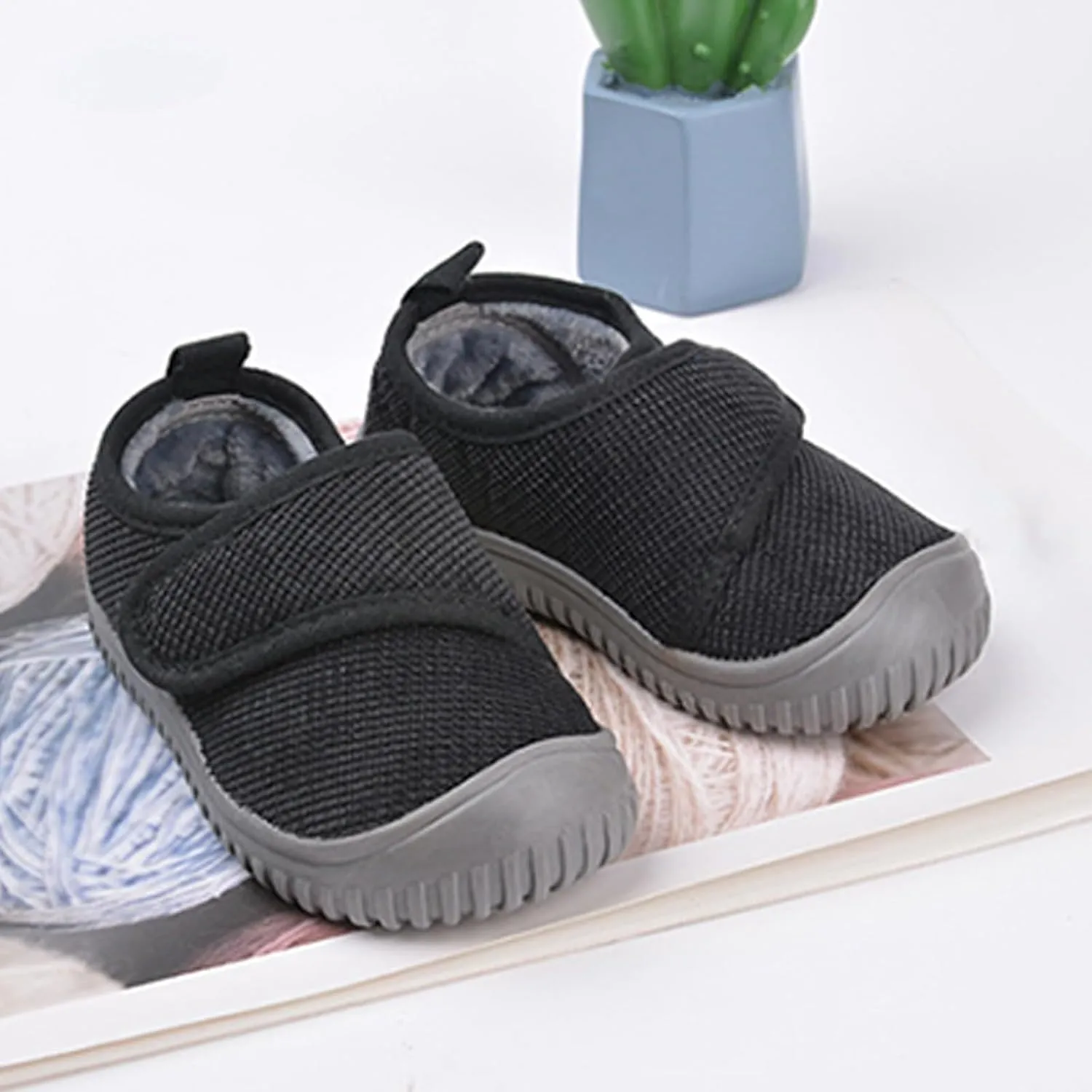 Toddler Barefoot Shoes Kids Breathable Sneakers Soft Slip On Tennis Shoes Girls Boys Breathable Walking Footwear Shoe for Baby Girl