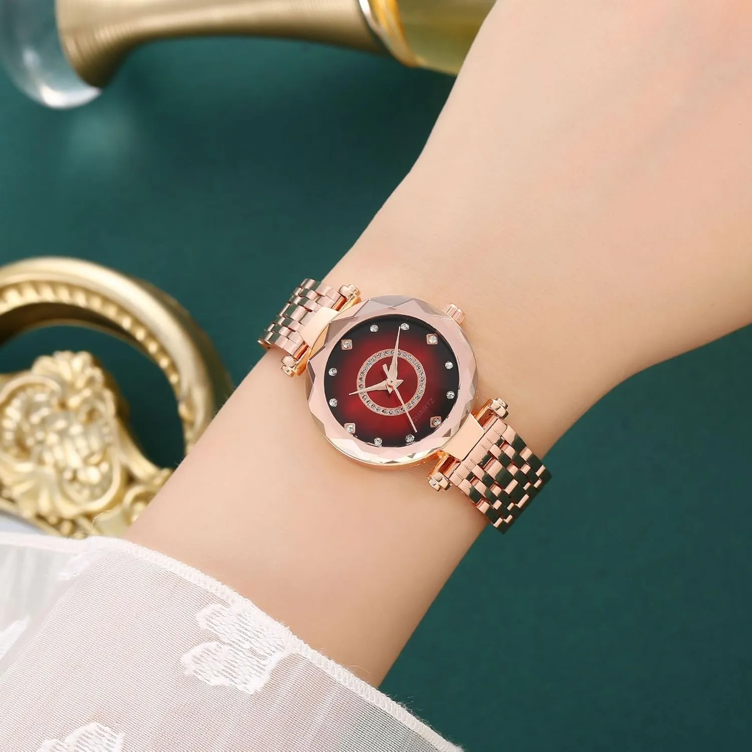 Women Watches with Bracelet Rose Gold for Lady Elegant Stainless Steel Strap Fashion Analog Creative Diamond Dial Wrist Watch