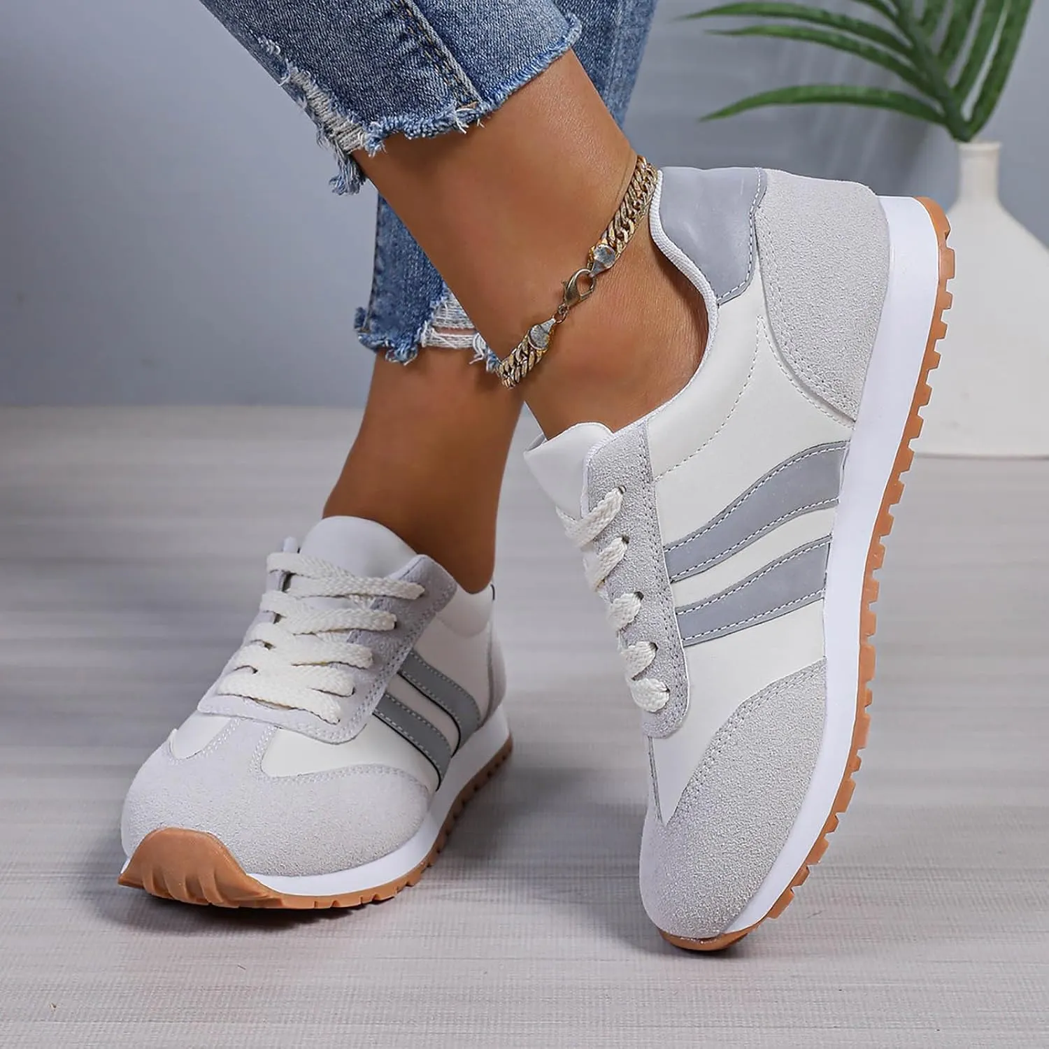 Women's Fashion Sneakers Leather Suede Patchwork Casual Walking Shoes Non-Slip Lace Up Sneakers Tennis Running Shoes