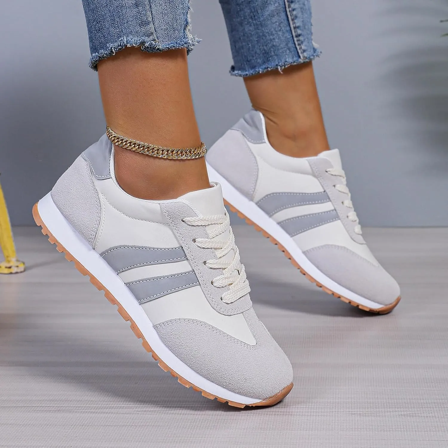 Women's Fashion Sneakers Leather Suede Patchwork Casual Walking Shoes Non-Slip Lace Up Sneakers Tennis Running Shoes